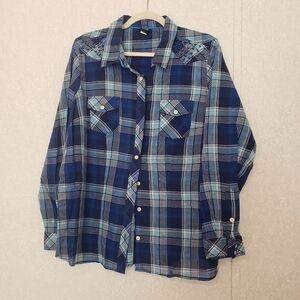 TORRID BLUE PLAID BUTTON DOWN SHIRT..SIZE:1